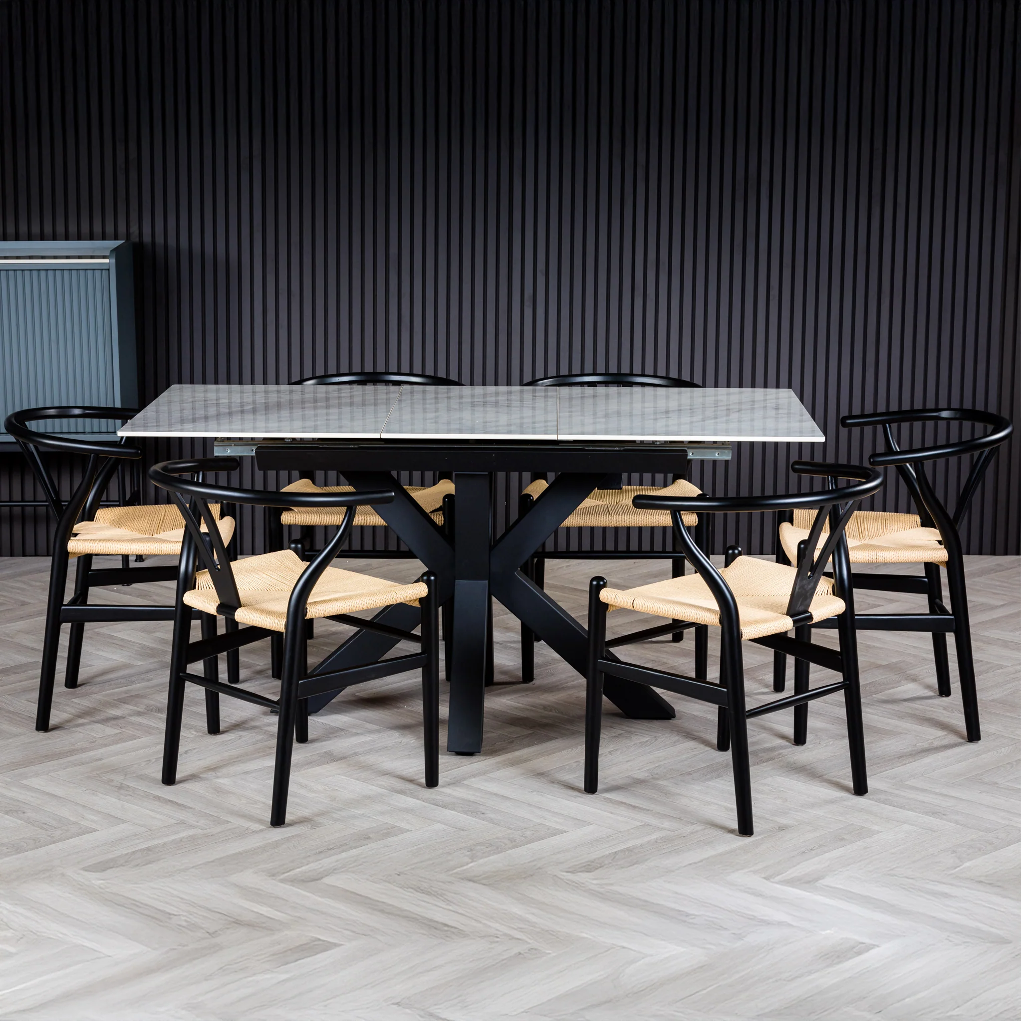 Cadley 140-180cm Extending Ceramic Dining Table - Image 4