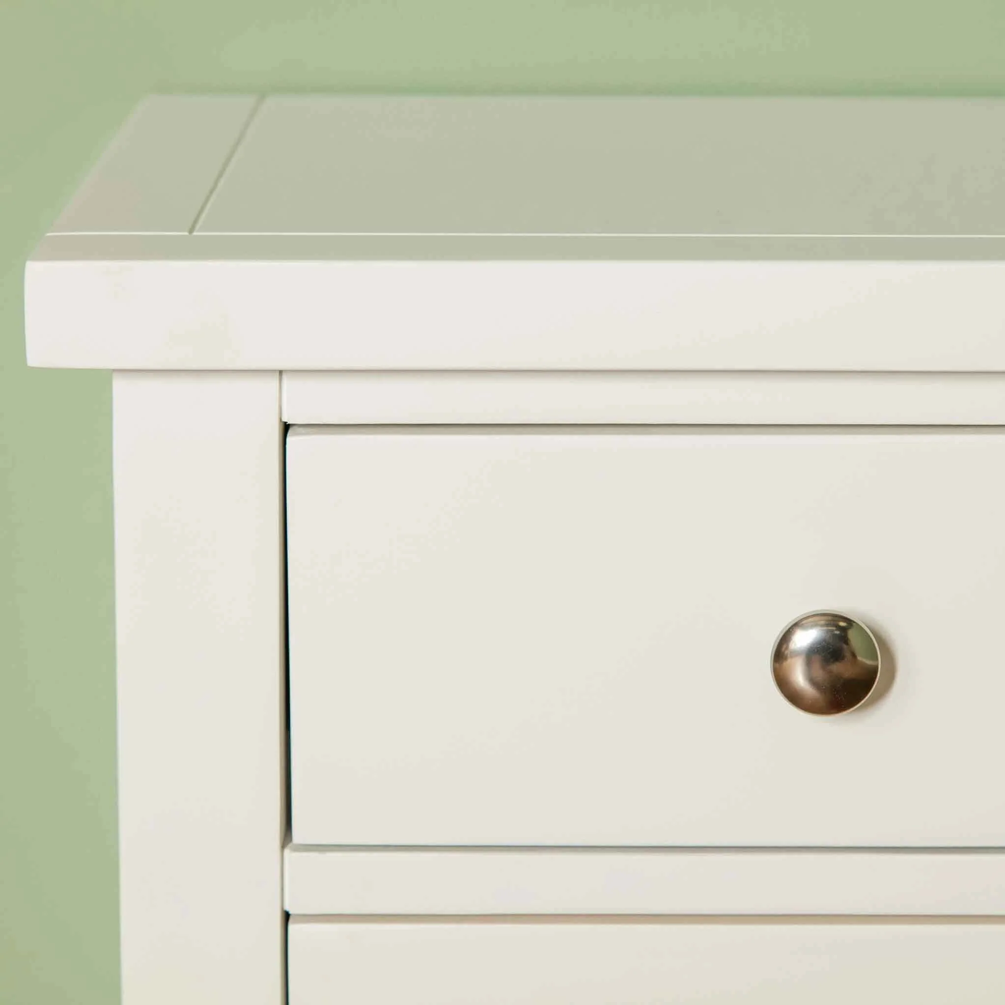 Cornish 3 Drawer Bedside Table - Image 16