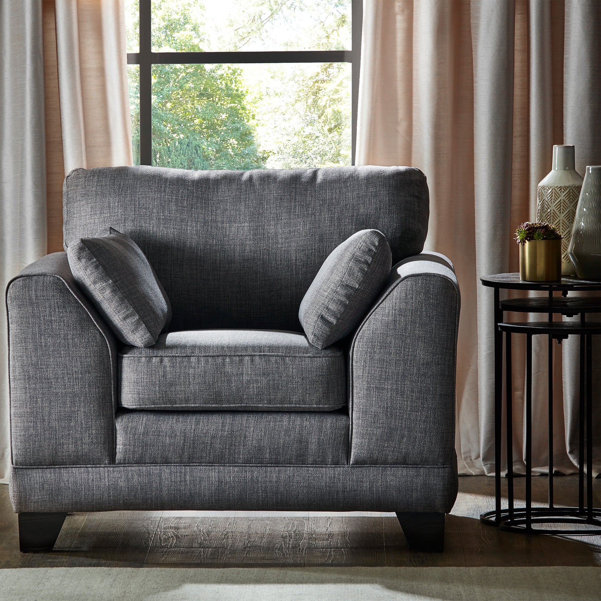 Jules Armchair - Image 4