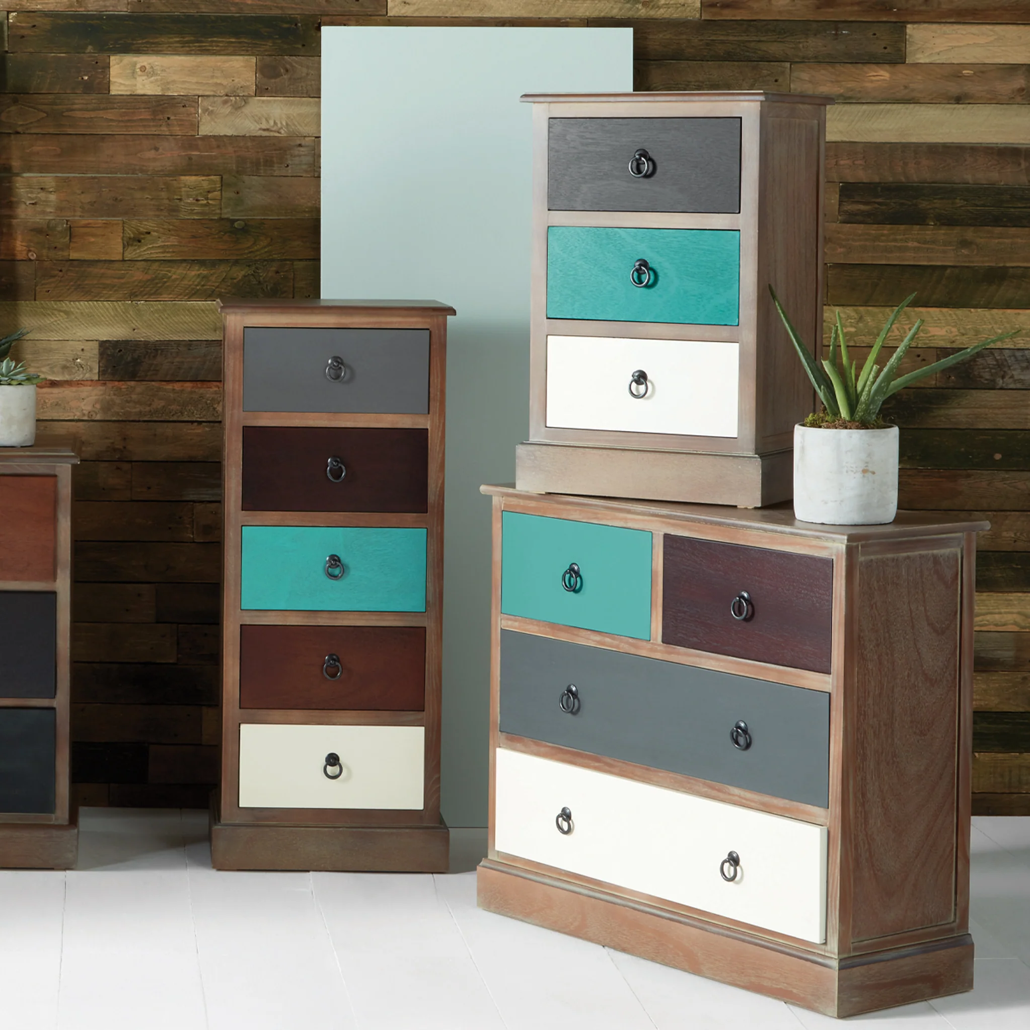 Loft Pine 3 Drawer Bedside Table - Image 3