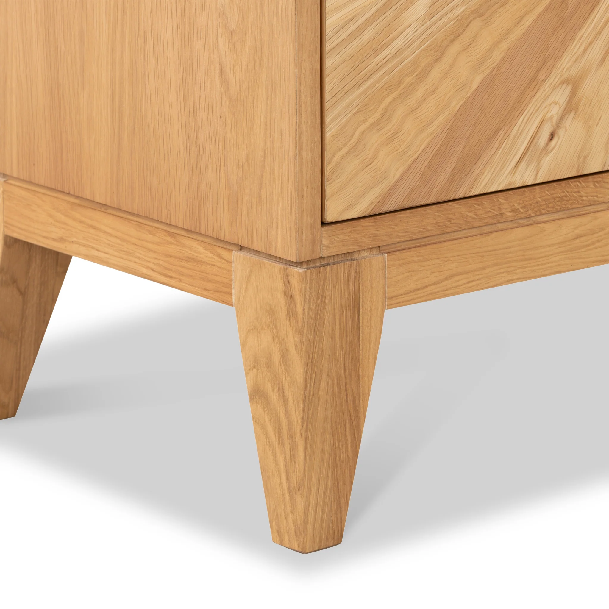 Sunburst Oak 2 Door Sideboard - Image 5