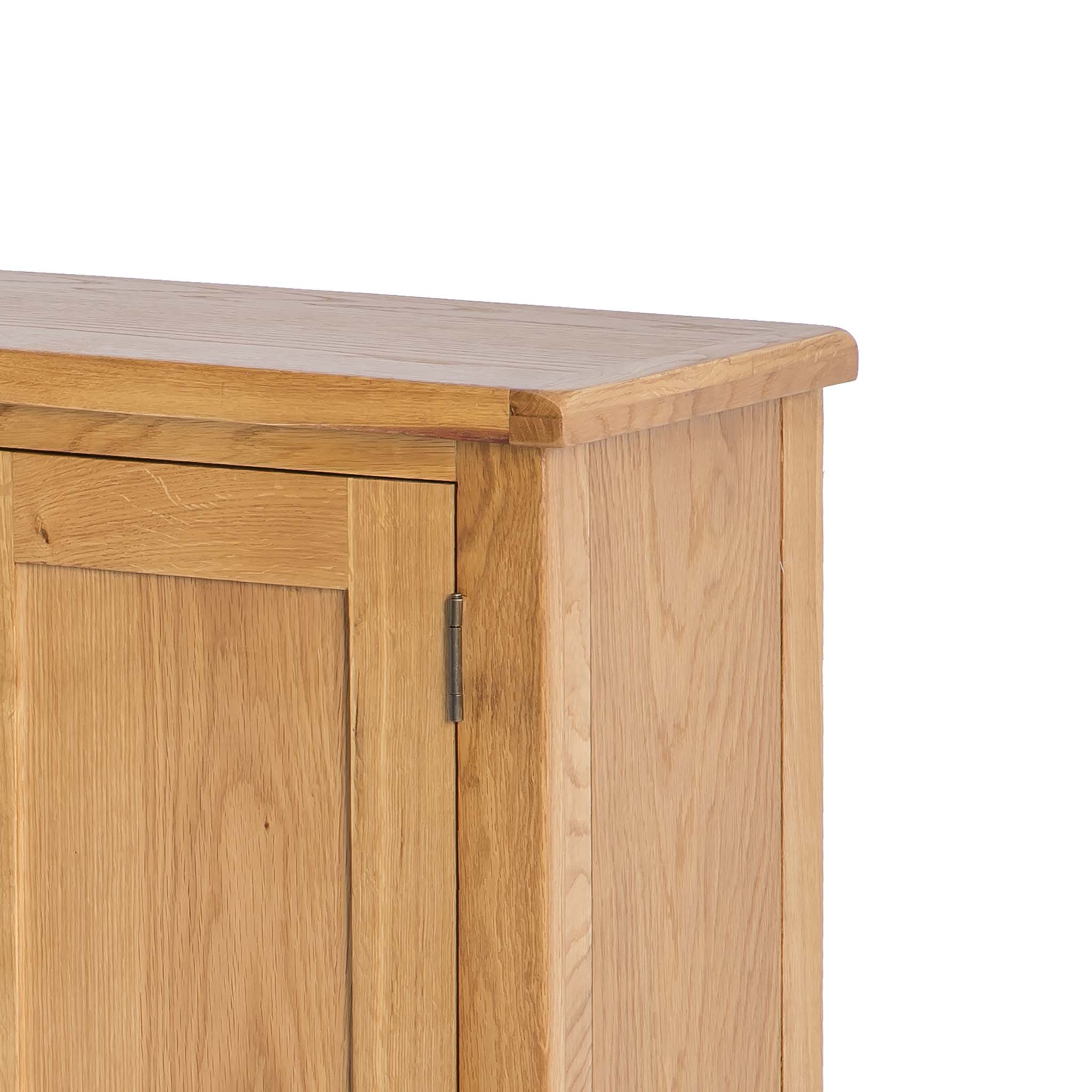 Surrey Oak 3 Drawer Sideboard - Image 9
