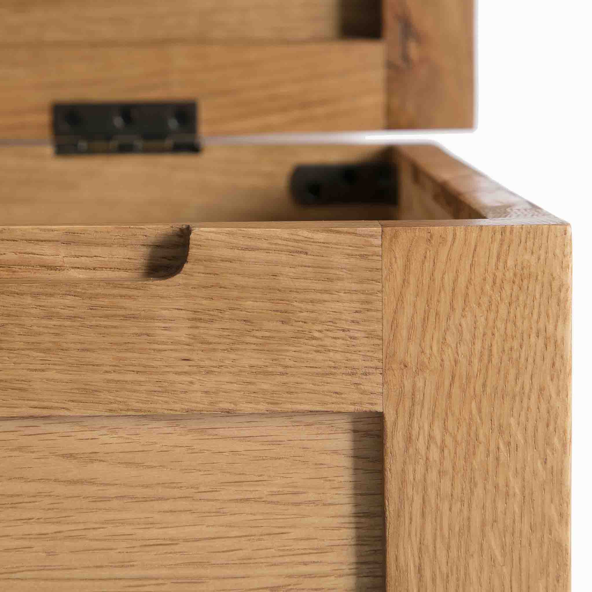 Surrey Oak Blanket Box - Image 14