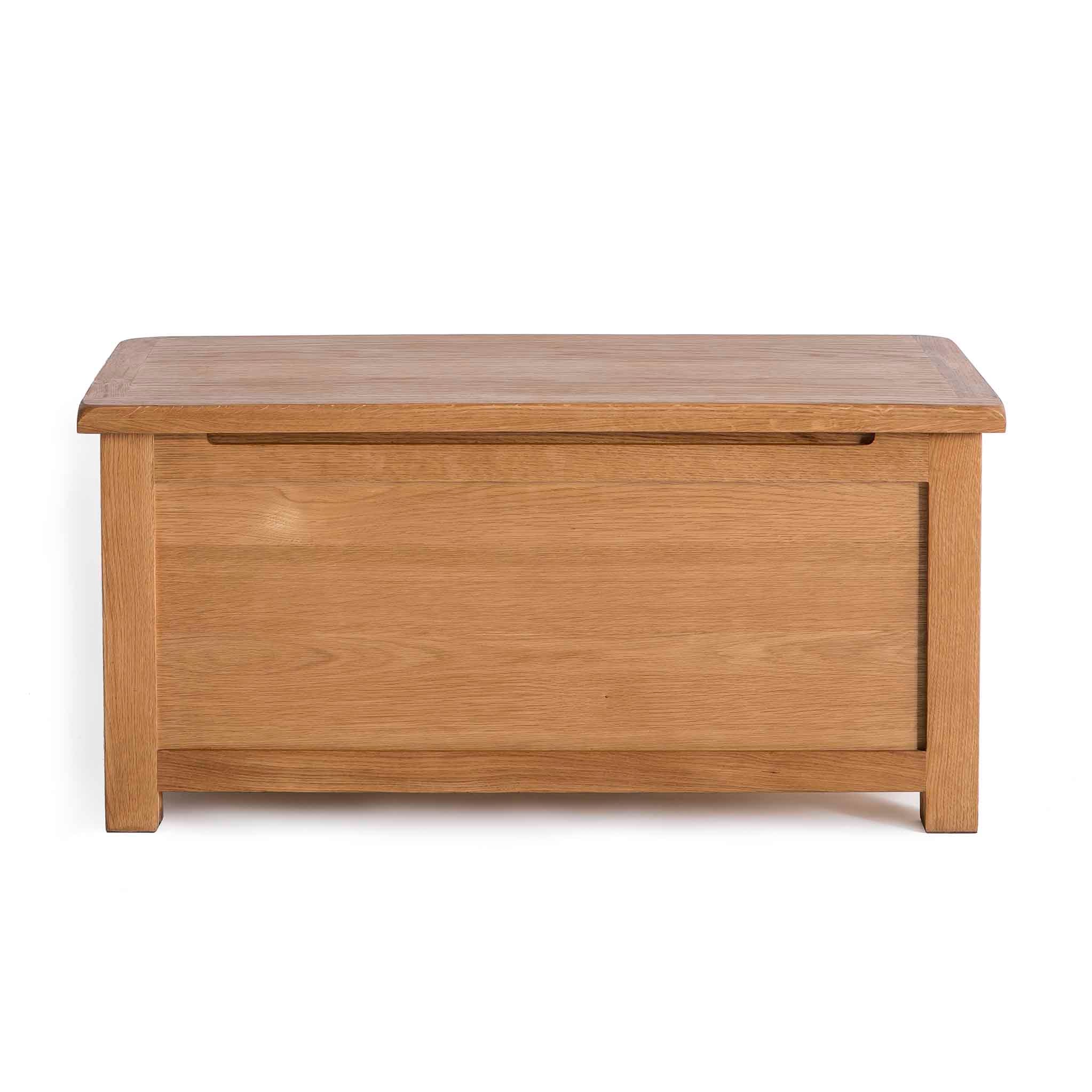 Surrey Oak Blanket Box - Image 3