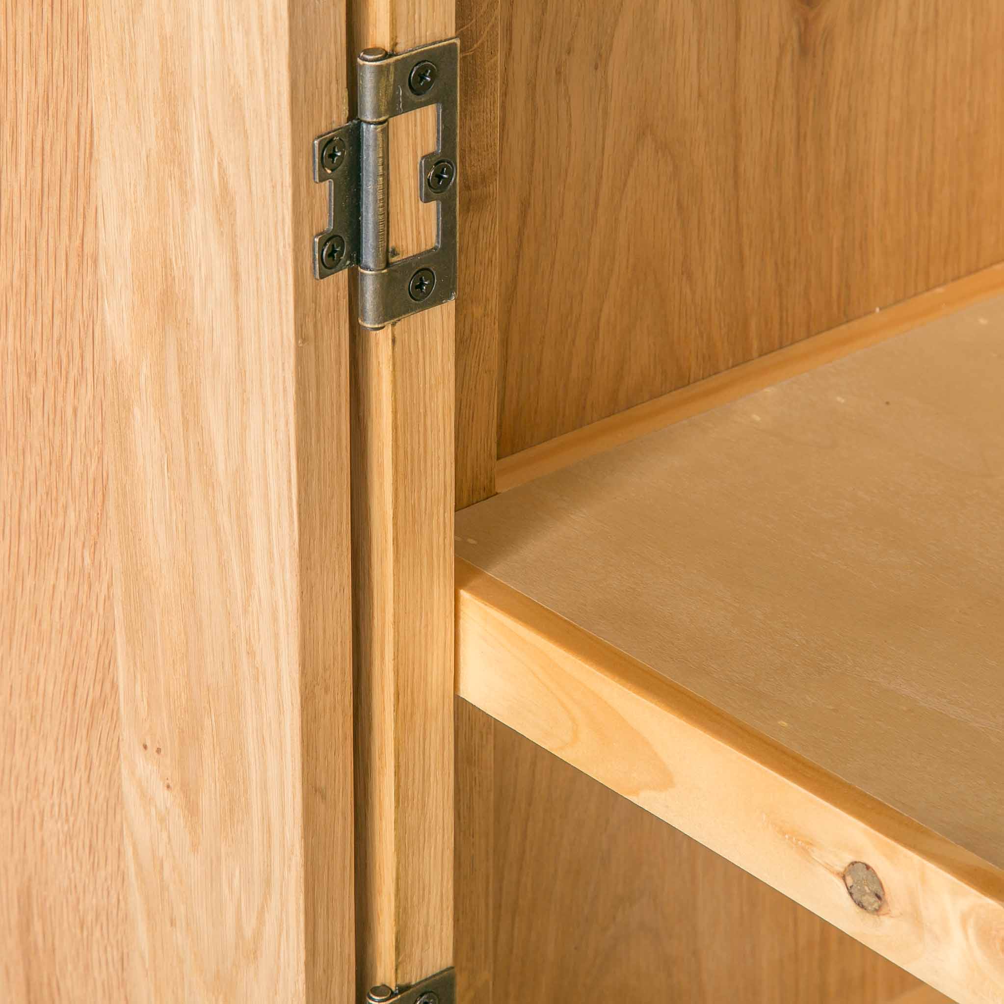 Surrey Oak Extra Large Sideboard - Image 6