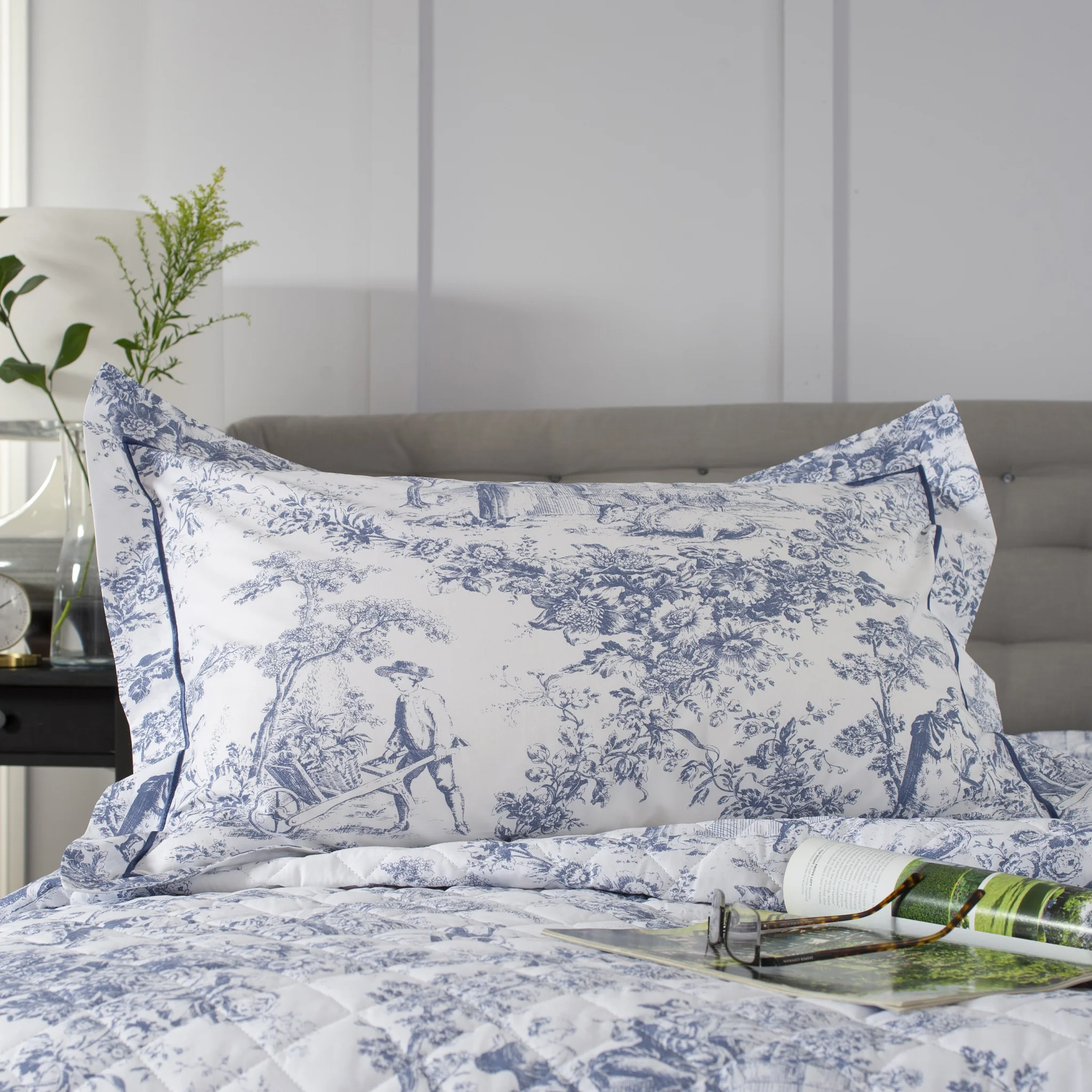 Toile De Jouy Oxford Pillowcase Pair - Image 2